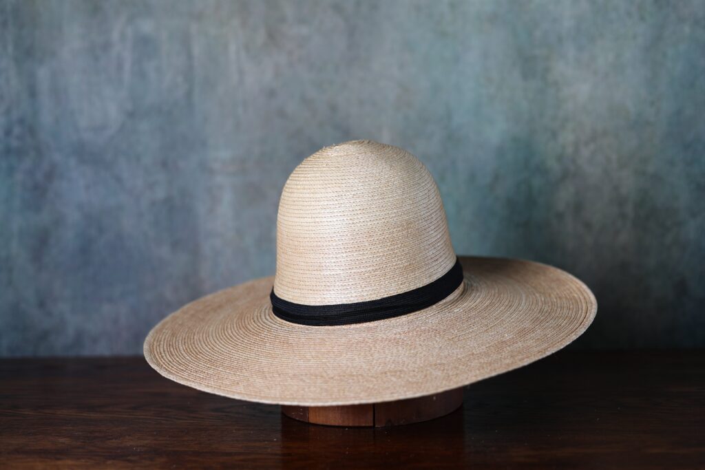 Oak Palm Leaf Open Crown Straw Hat