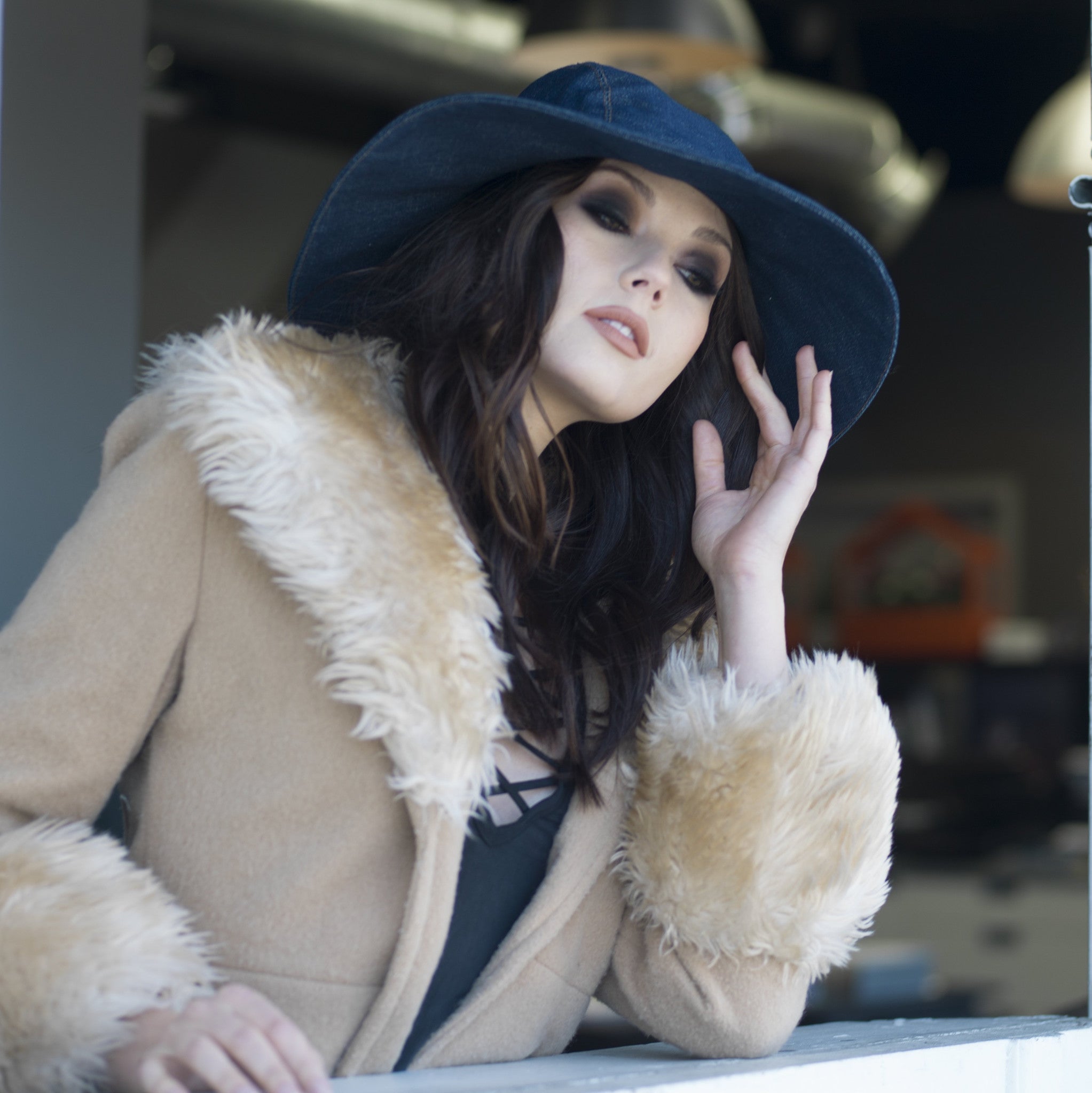 Wide Brim Denim Hat with Flexible Wide Brim
