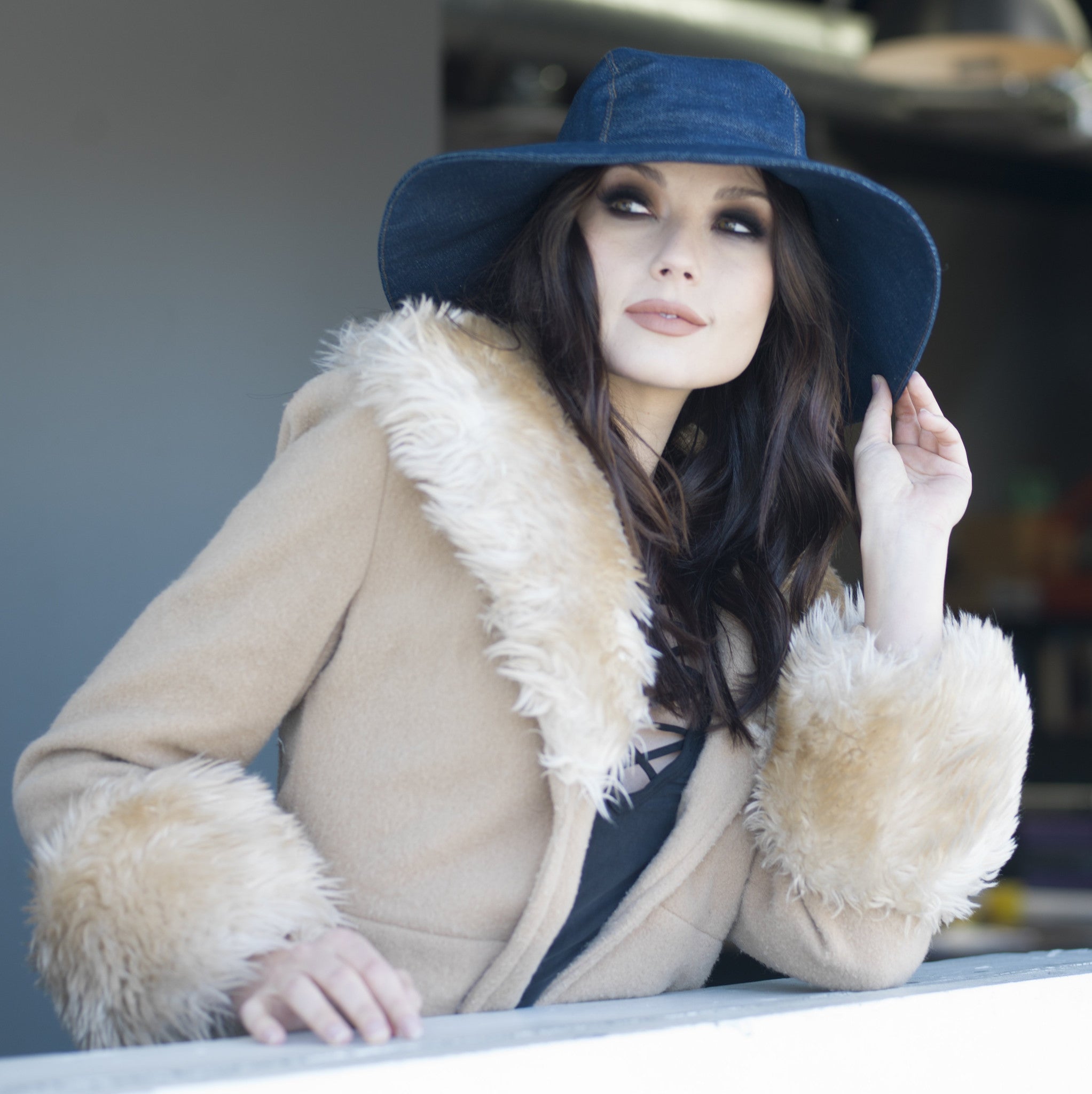 Wide Brim Denim Hat with Flexible Wide Brim